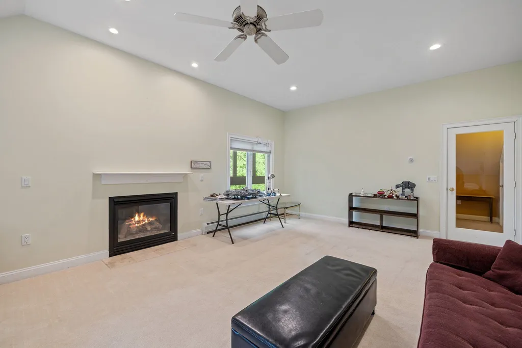 27 Bridgeview Road Lincoln NH 03251