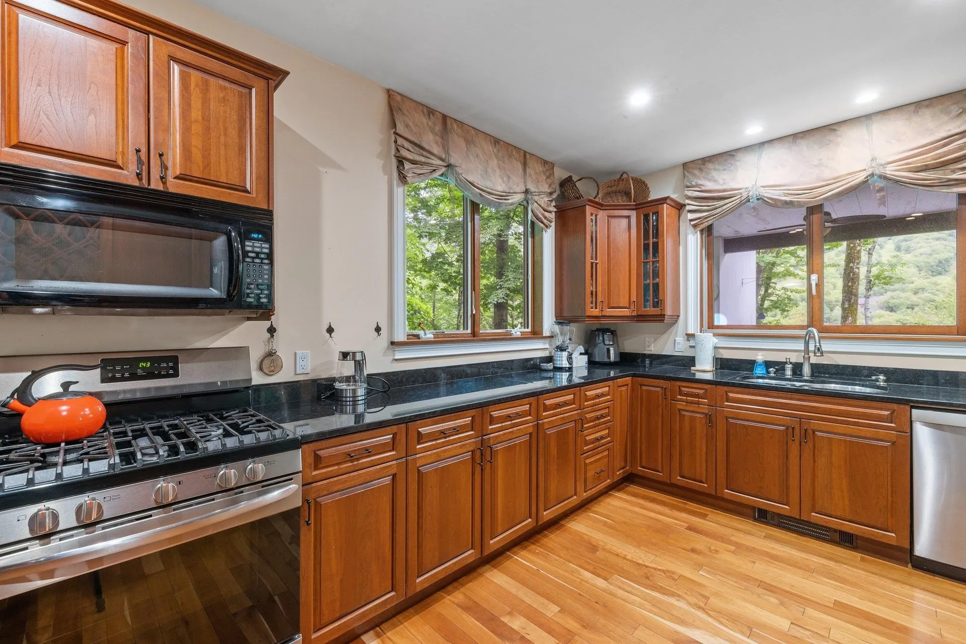27 Bridgeview Road Lincoln NH 03251