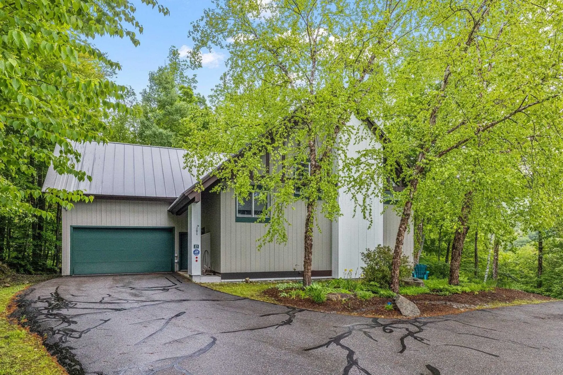 27 Bridgeview Road Lincoln NH 03251