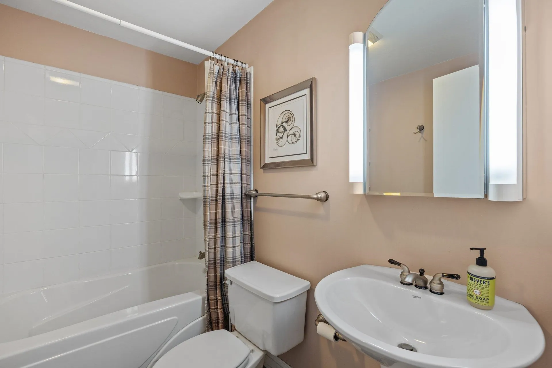 27 Bridgeview Road Lincoln NH 03251