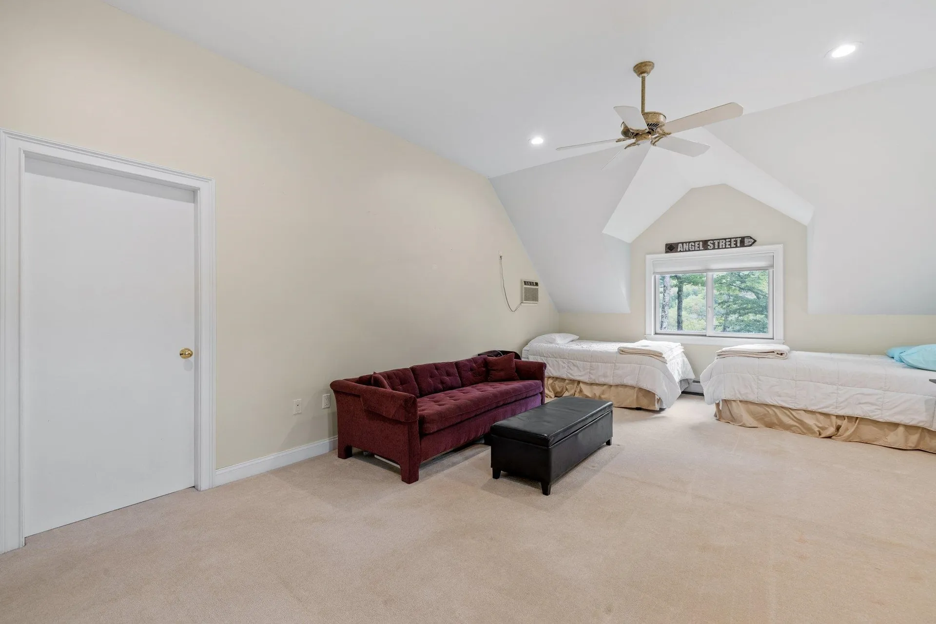 27 Bridgeview Road Lincoln NH 03251