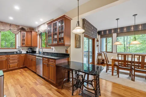 27 Bridgeview Road Lincoln NH 03251
