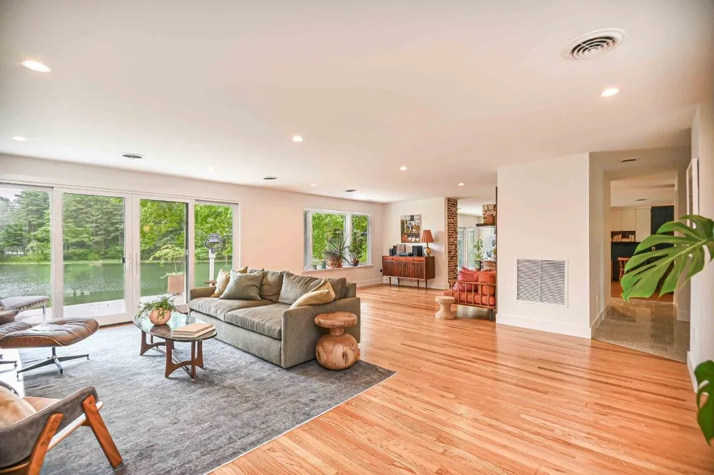 13 Ox Point Drive Kittery ME 03904