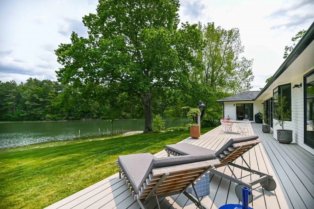 13 Ox Point Drive Kittery ME 03904