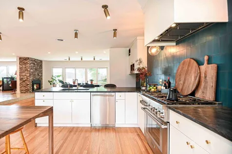 13 Ox Point Drive Kittery ME 03904