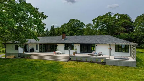 13 Ox Point Drive Kittery ME 03904