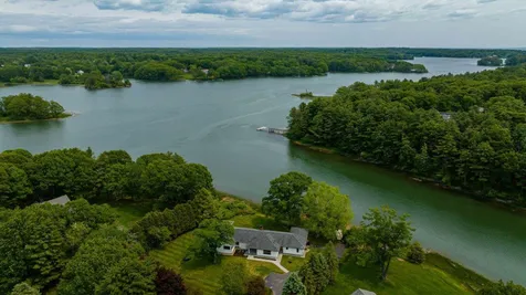 13 Ox Point Drive Kittery ME 03904