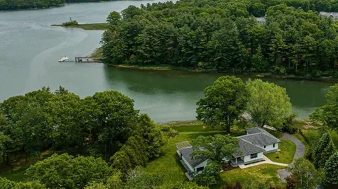 13 Ox Point Drive Kittery ME 03904