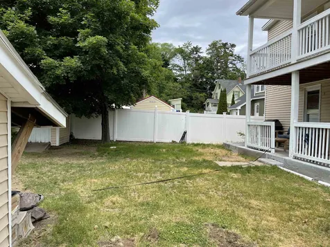 232 Mast Road Manchester NH 03102