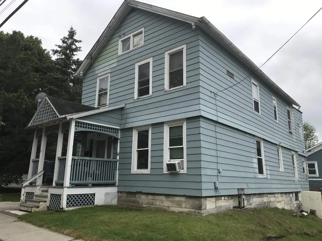 11 & 11 1/2 Lincoln Avenue Rutland City VT 05701