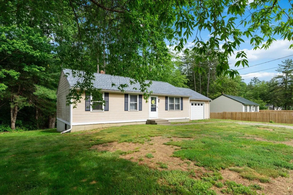 32 Wedgewood Drive Winchester NH 03470
