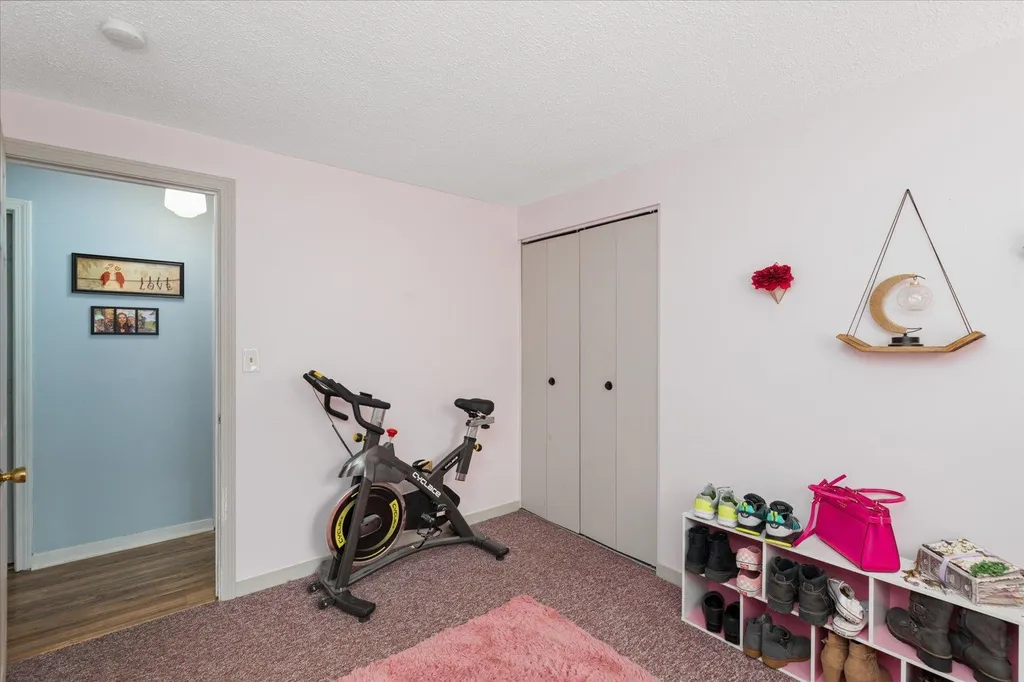32 Wedgewood Drive Winchester NH 03470