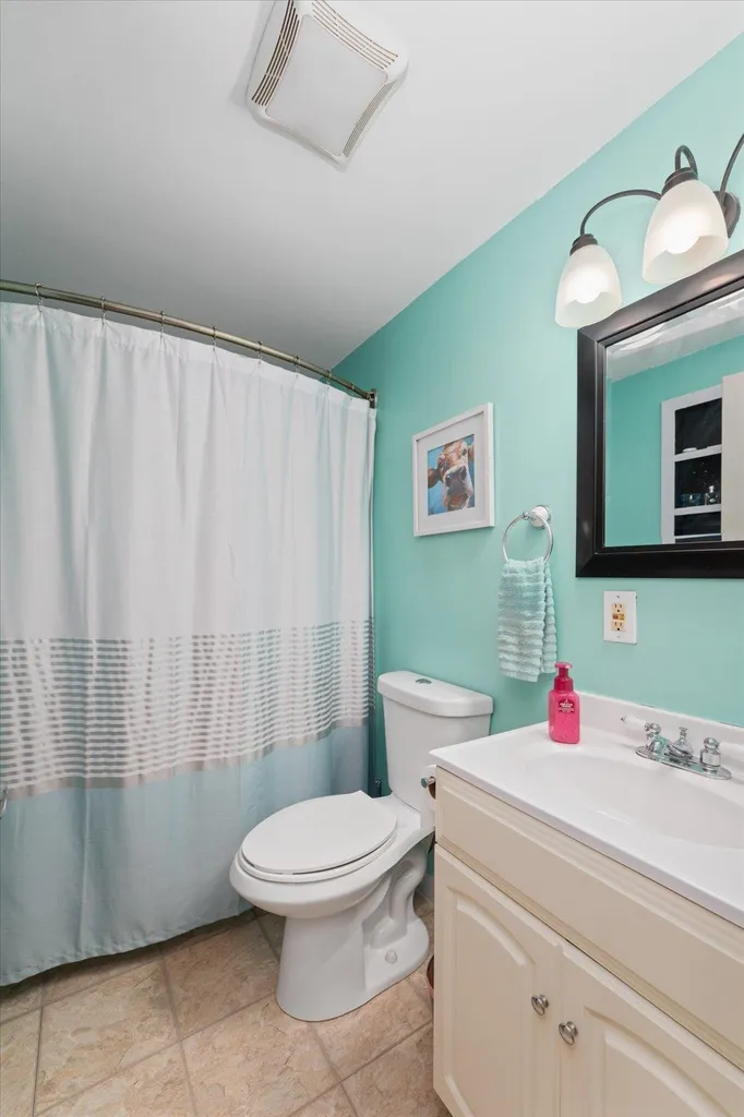 32 Wedgewood Drive Winchester NH 03470