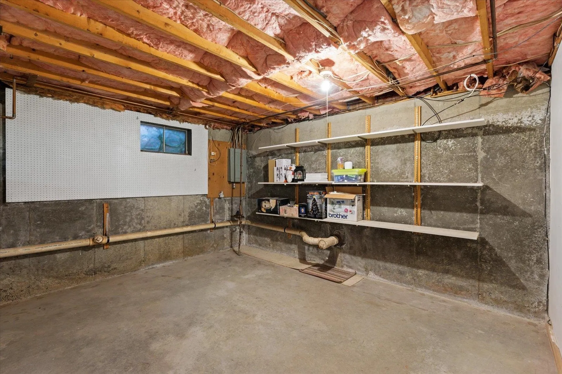 32 Wedgewood Drive Winchester NH 03470