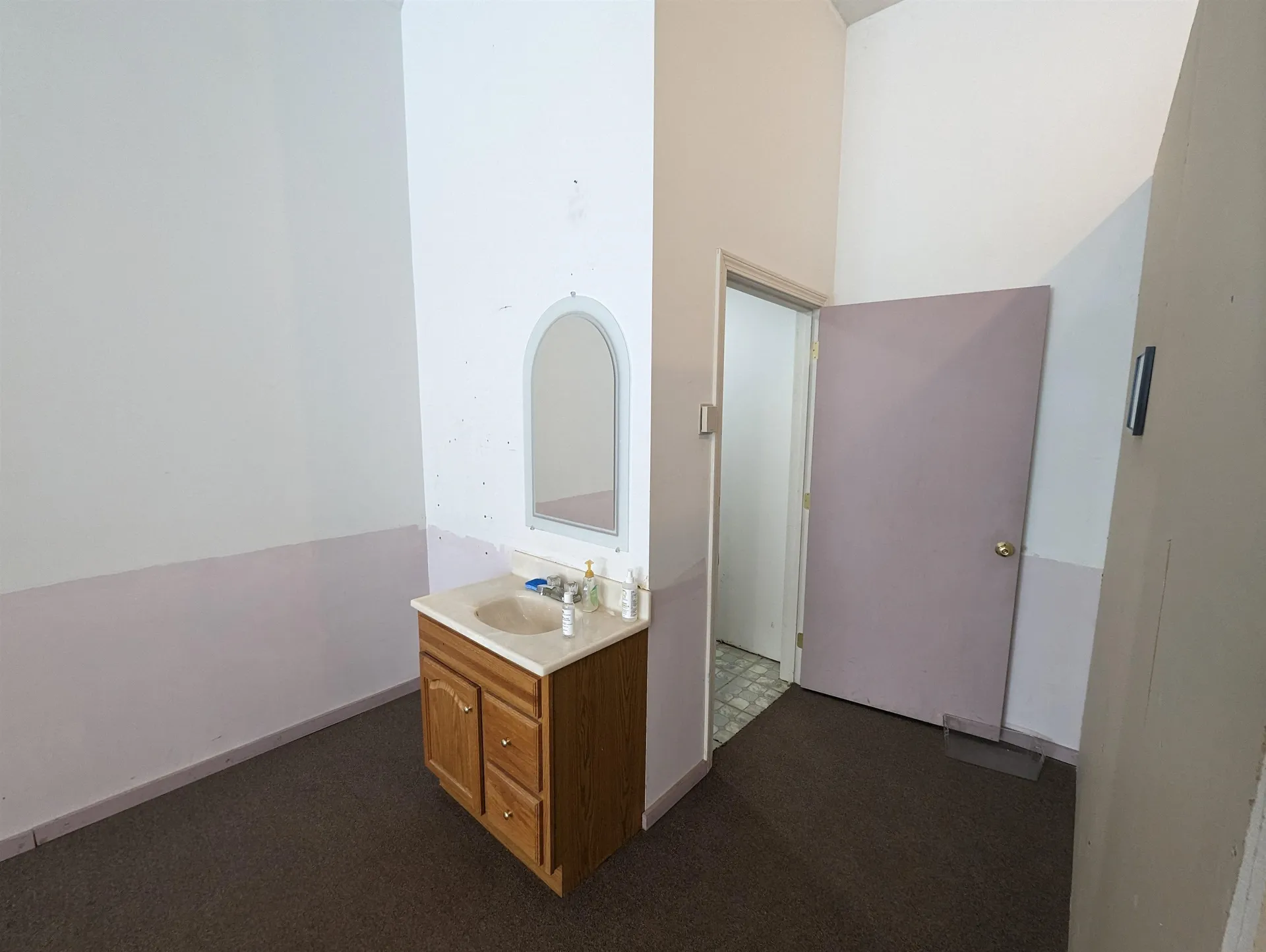 18 Pleasant Street Claremont NH 03743