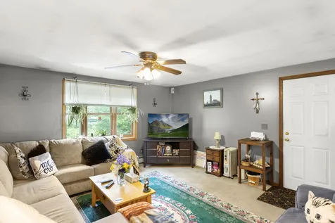 63 Dows Lane Seabrook NH 03874