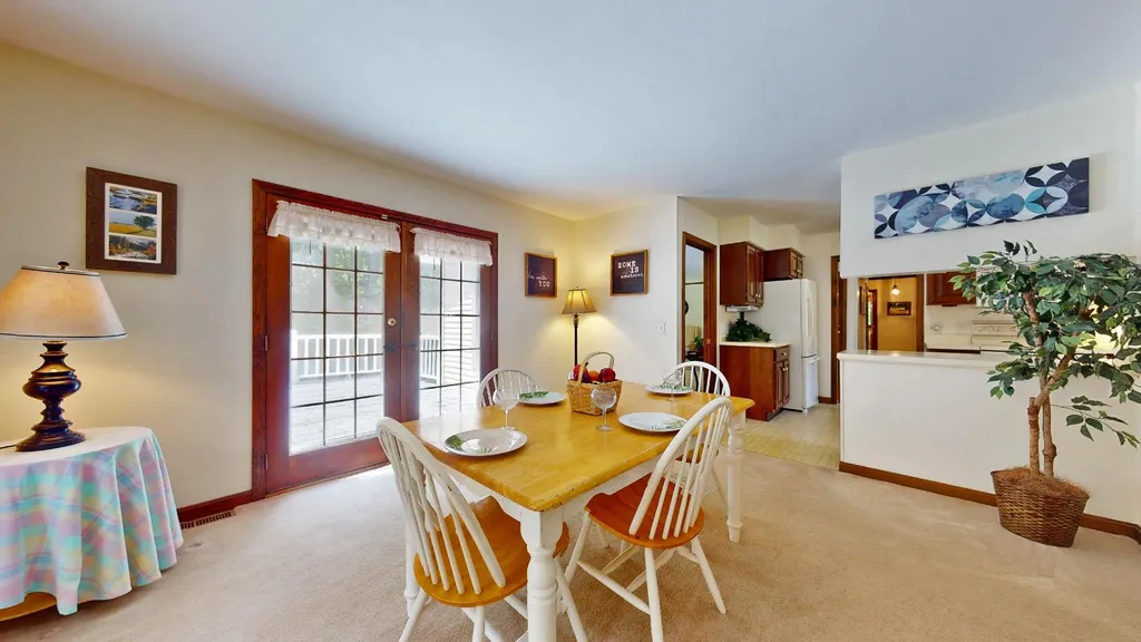 62 Briar Lane Essex Junction VT 05452