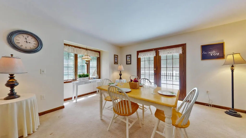 62 Briar Lane Essex Junction VT 05452