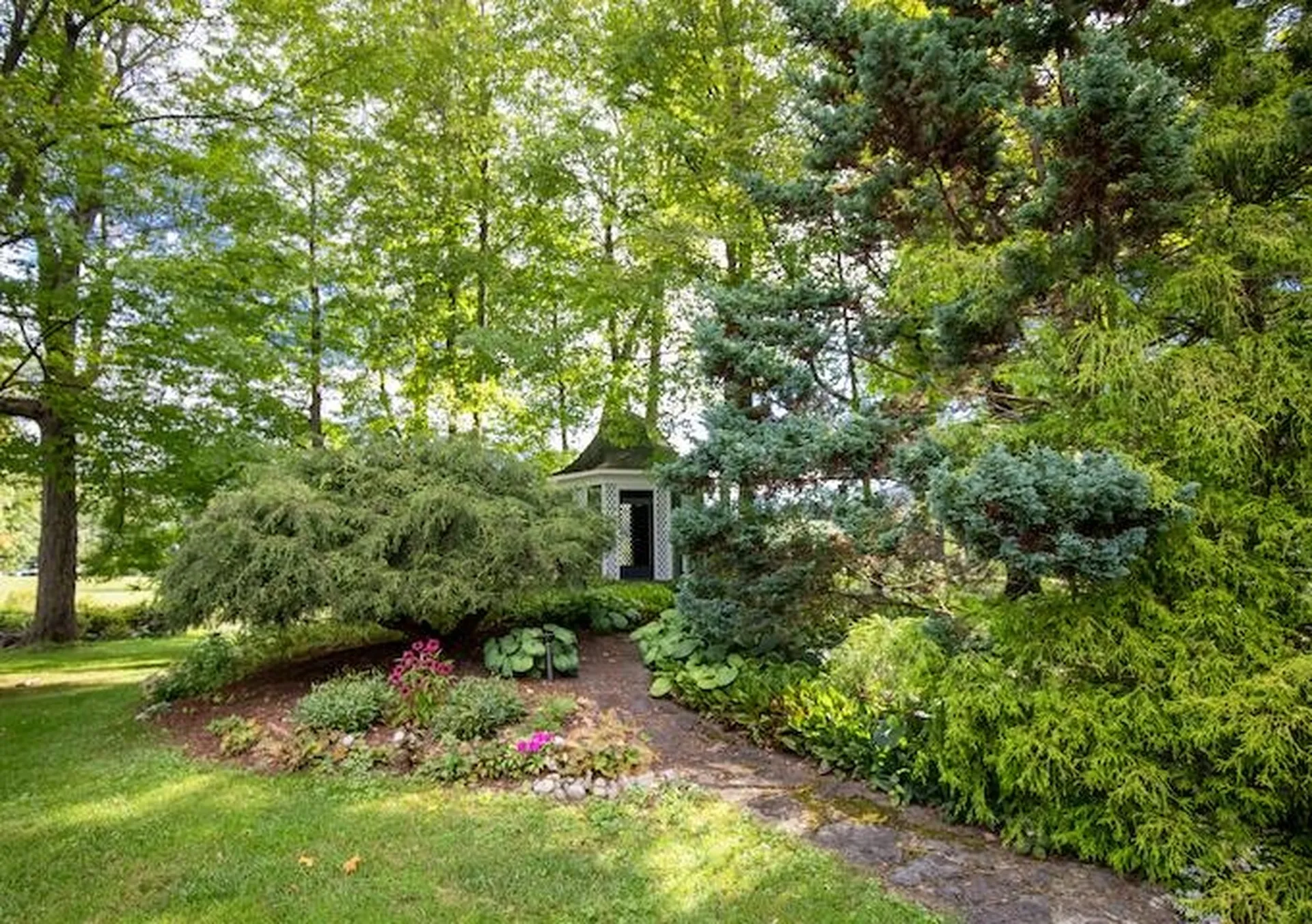 382 Hewitt Road Bristol VT 05443