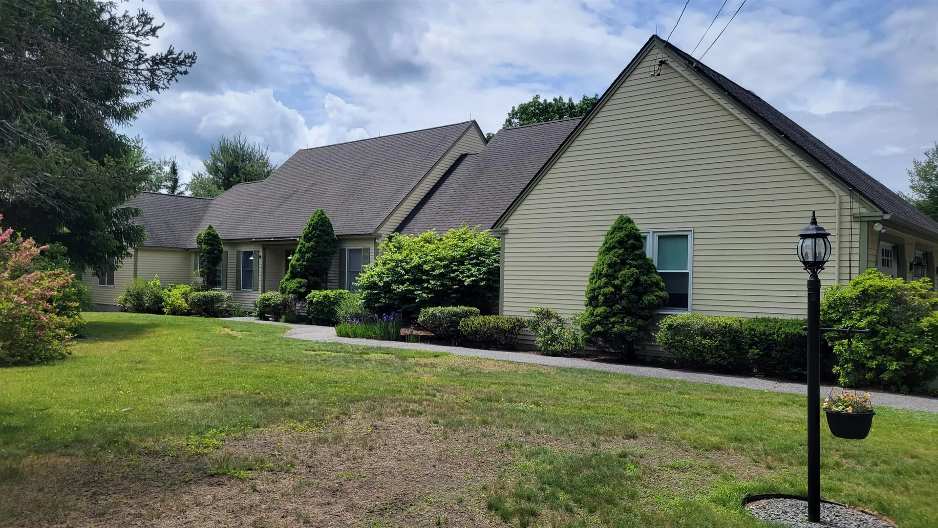 9 David Drive Pelham NH 03076