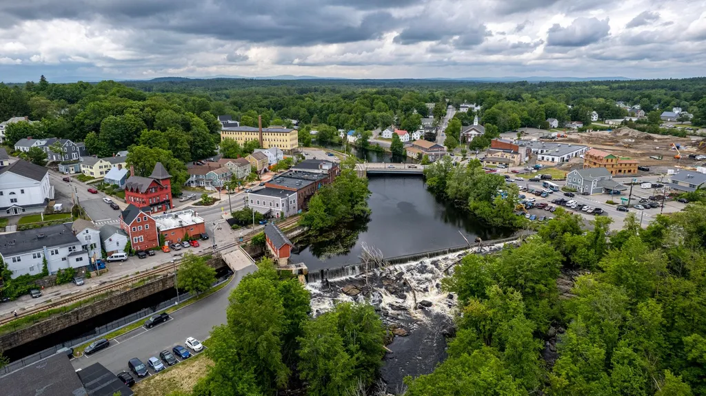 5 Main Street Somersworth NH 03878