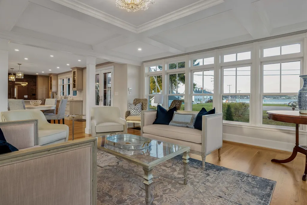 39 Wentworth Road New Castle NH 03854