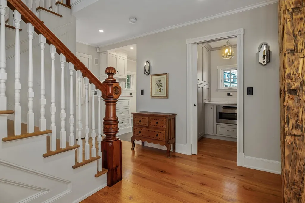 39 Wentworth Road New Castle NH 03854