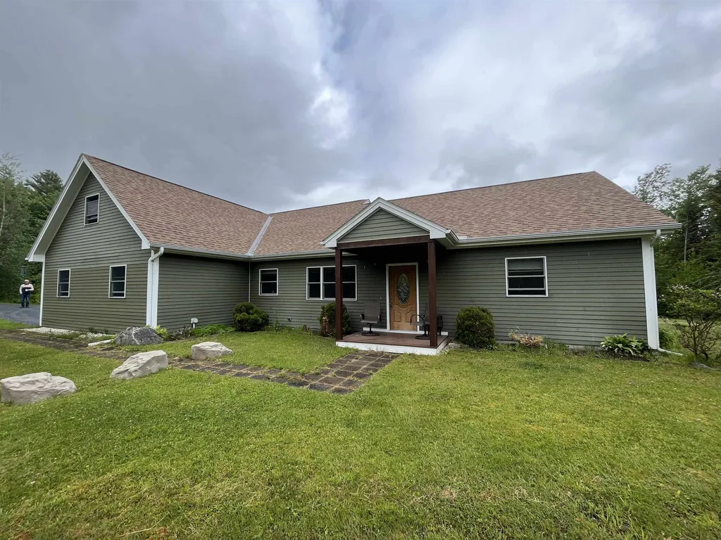 195 Spruce Lane Hyde Park VT 05655