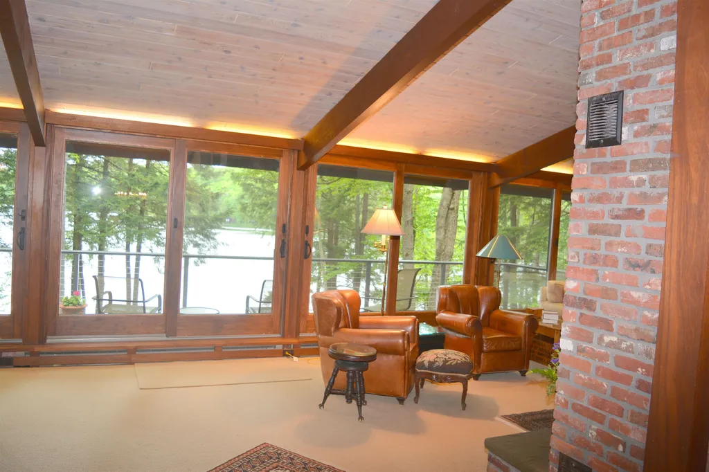 15 Sunset Walk Enfield NH 03748