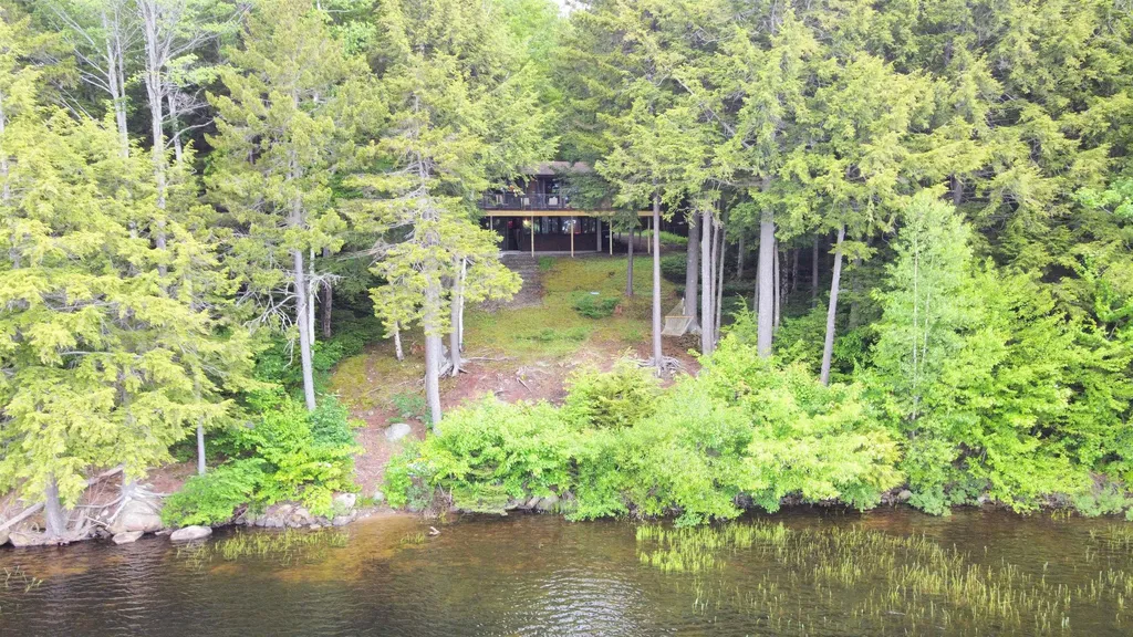 15 Sunset Walk Enfield NH 03748