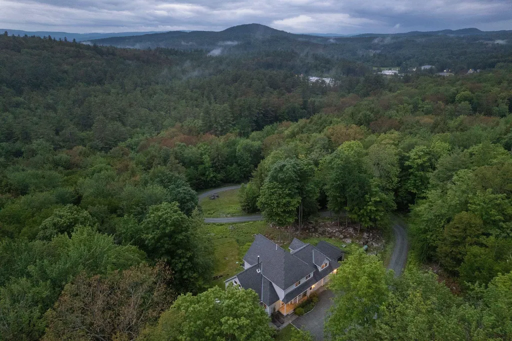 40 Great Hollow Road Hanover NH 03755