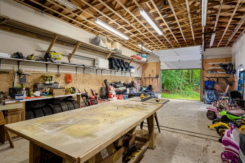 46 Westside Drive Atkinson NH 03811