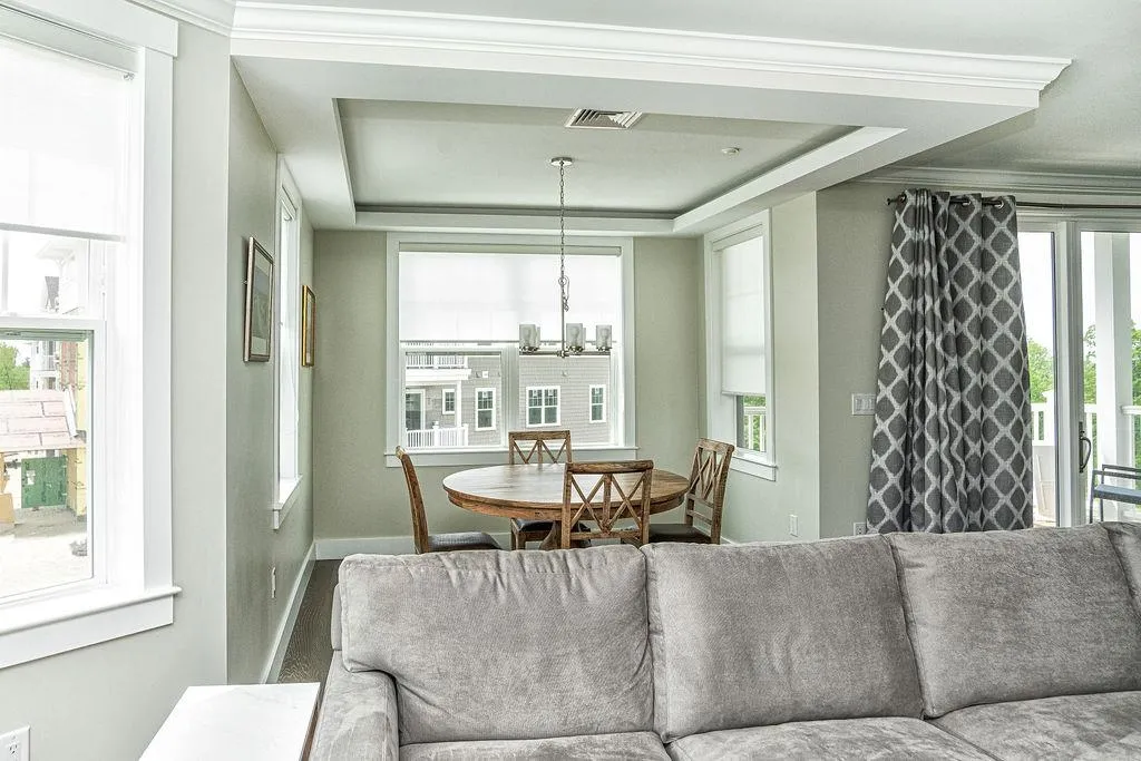 5 Longview Drive Atkinson NH 03811