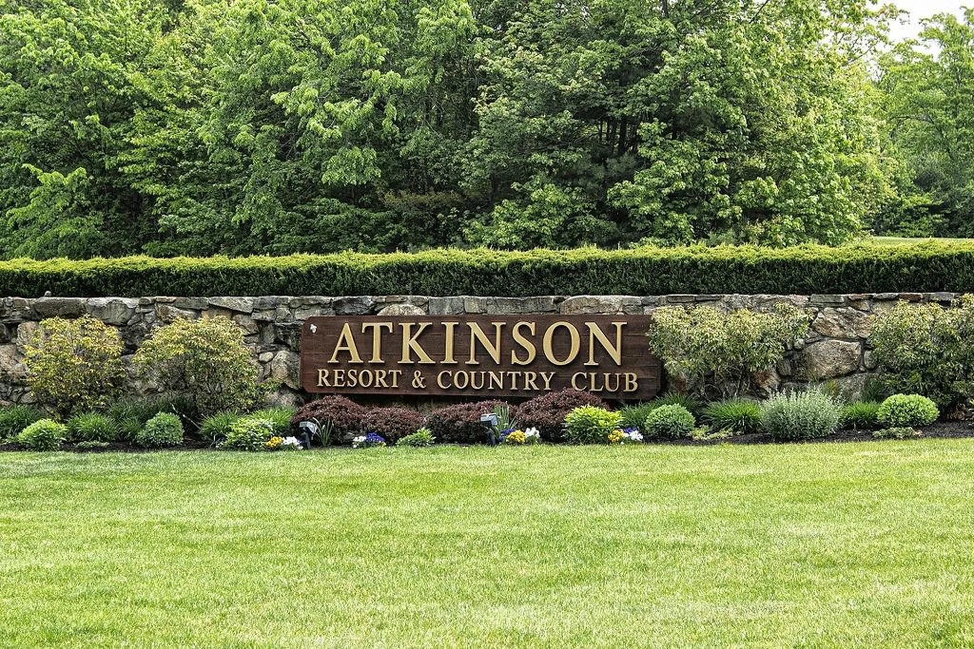 5 Longview Drive Atkinson NH 03811