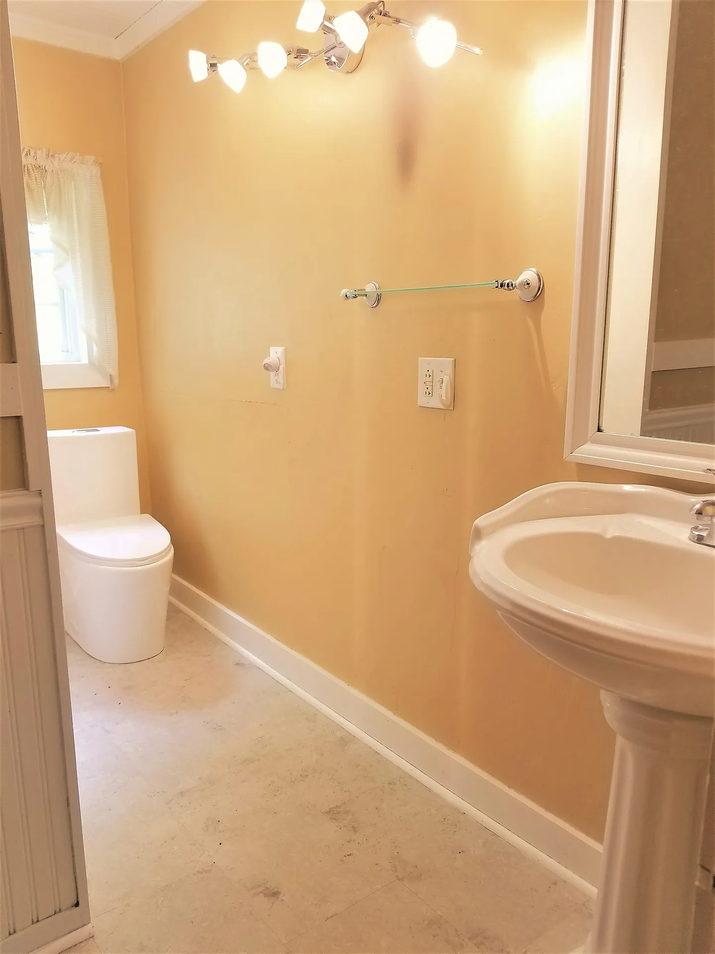 224 S Main Street Newport NH 03773