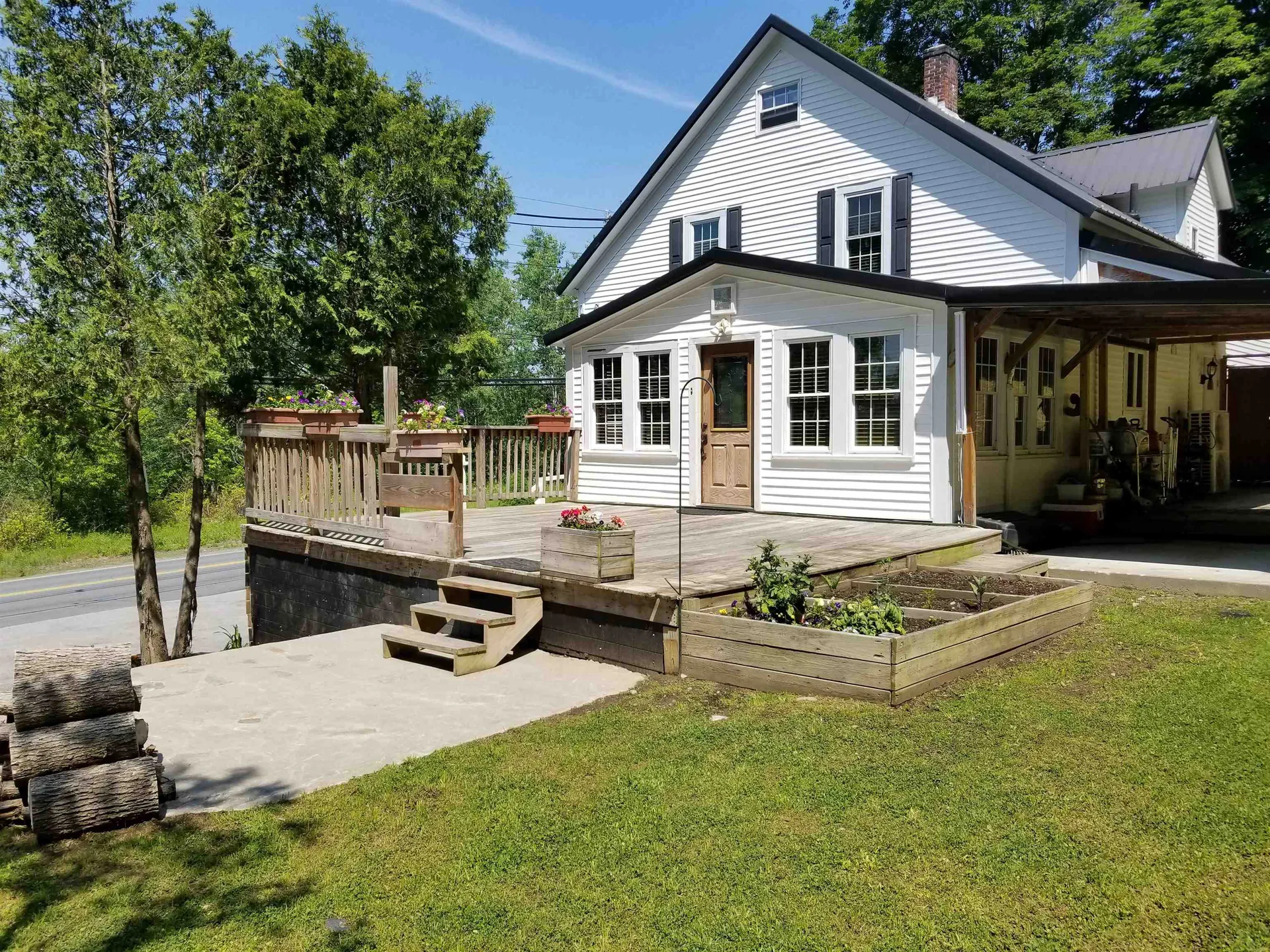 224 S Main Street Newport NH 03773