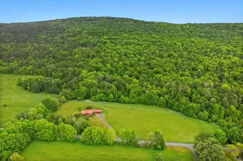 2637 Baptist Street Williamstown VT 05679