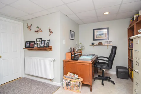 12 Carolyn Place Weare NH 03281