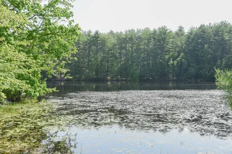12 Carolyn Place Weare NH 03281