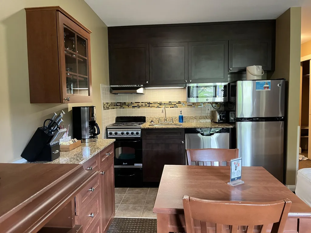 303 Qtr 2 89 Grand Summit Road Dover VT 05356