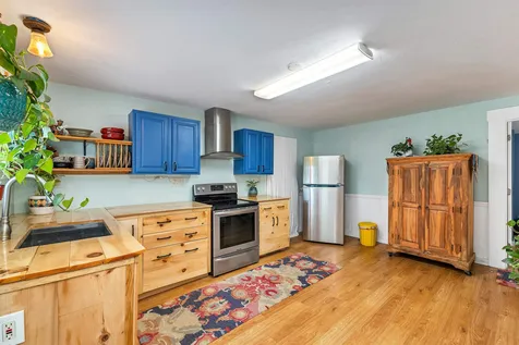 68 Highland Street Plymouth NH 03264