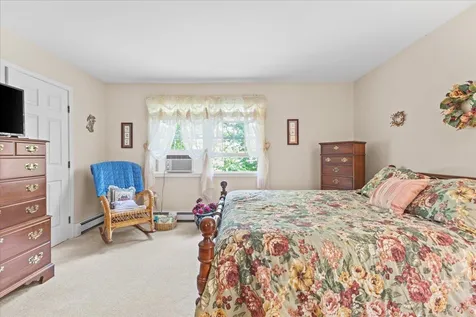 33 Perkins Drive Essex Junction VT 05452
