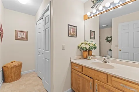 33 Perkins Drive Essex Junction VT 05452