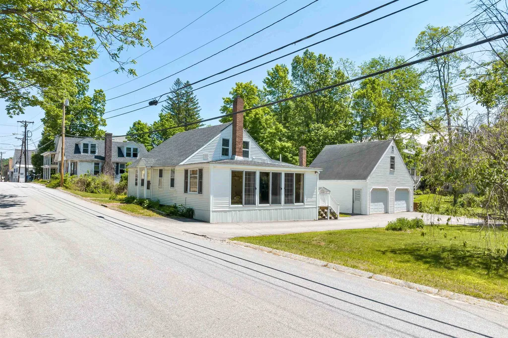 12 Water Street Meredith NH 03253