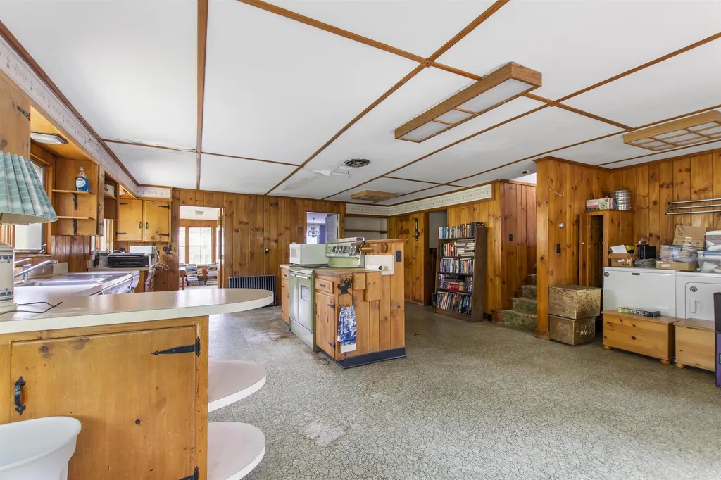 57 Prospect Street Lancaster NH 03584