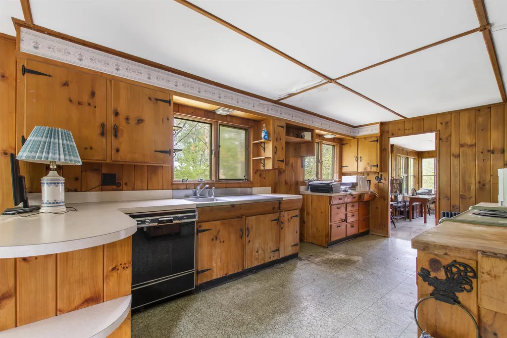 57 Prospect Street Lancaster NH 03584