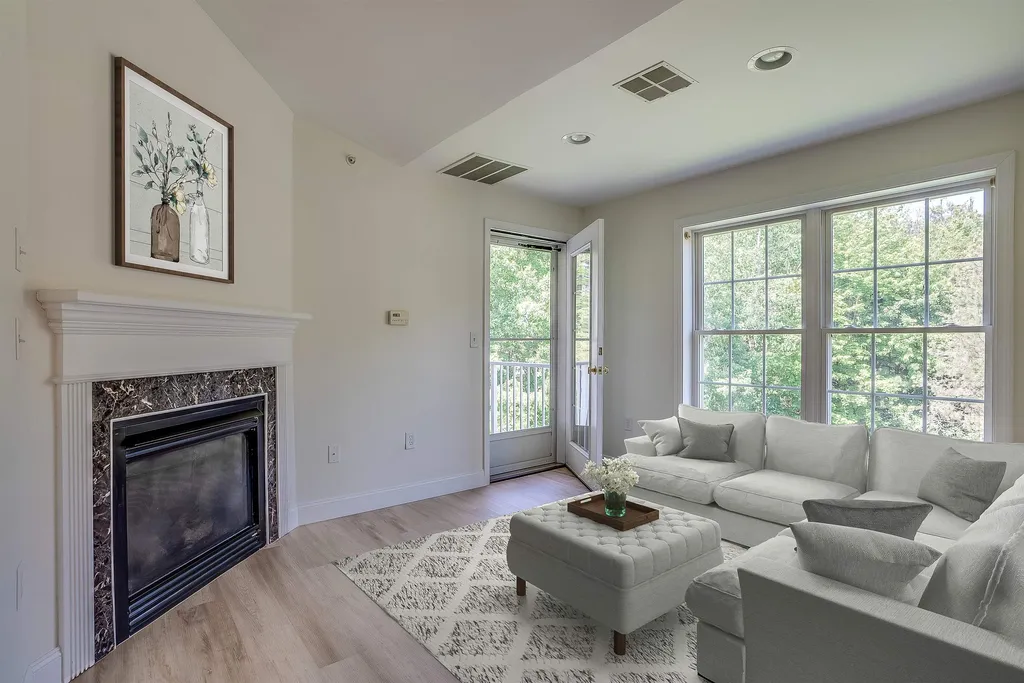 59 Cluff Road Salem NH 03079