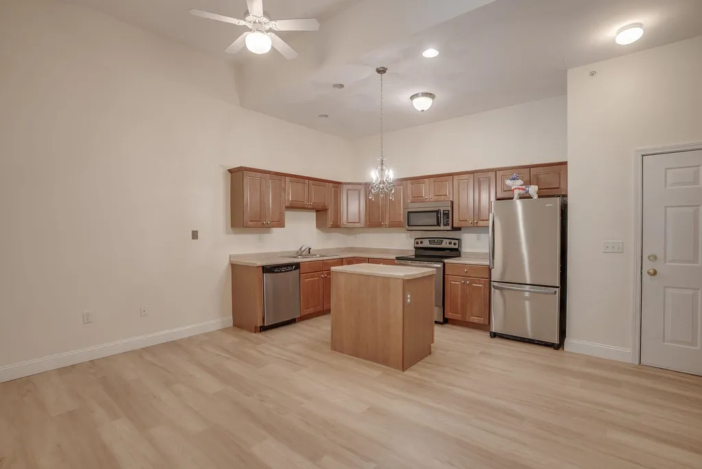 59 Cluff Road Salem NH 03079