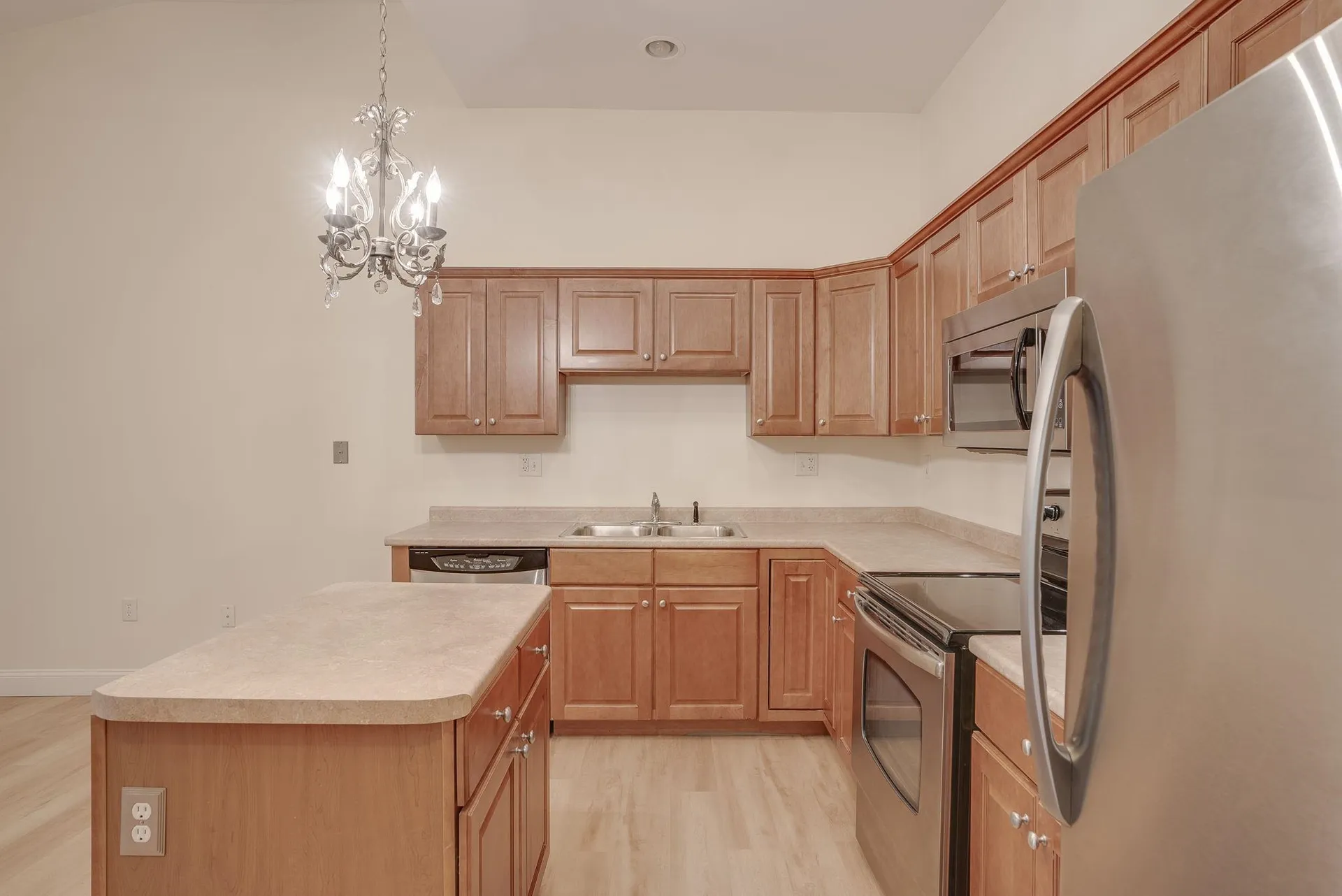 59 Cluff Road Salem NH 03079