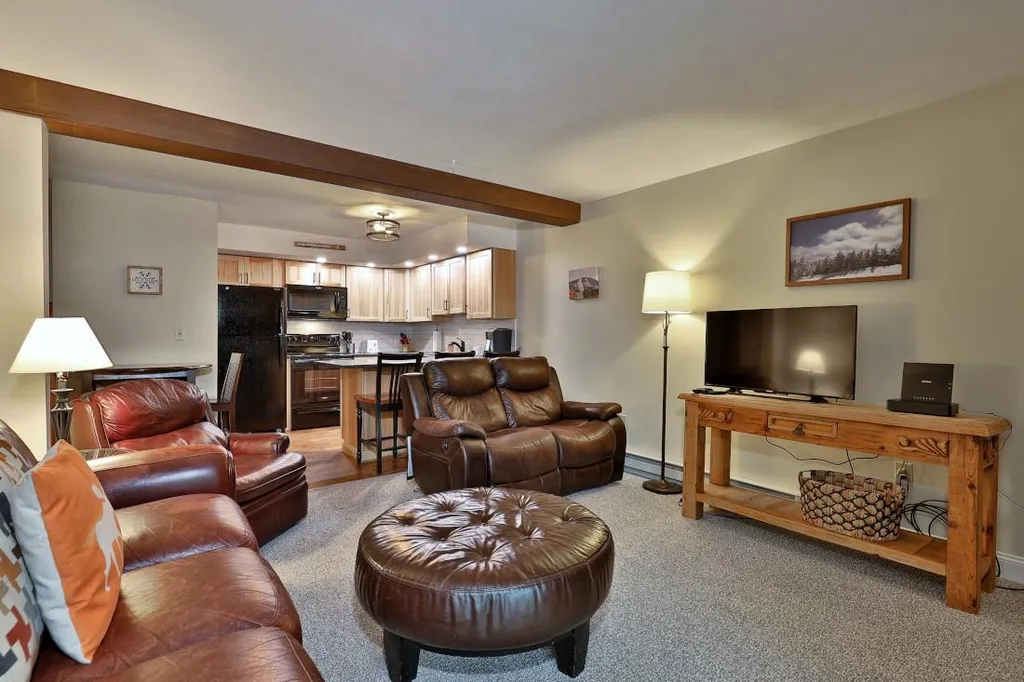 37 Gateway Court Mendon VT 05701